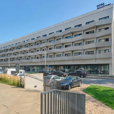 Rent Like - Spacious Studio With Balcony Slonimskiego 2 דירה ורוצלב