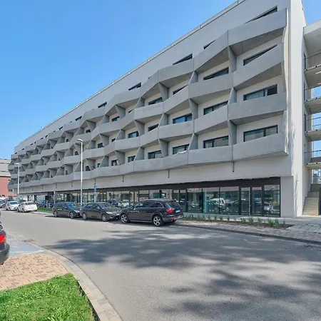 Rent Like - Spacious Studio With Balcony Slonimskiego 2 דירה